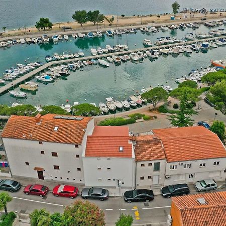 Apartments Nika Crikvenica Luaran gambar