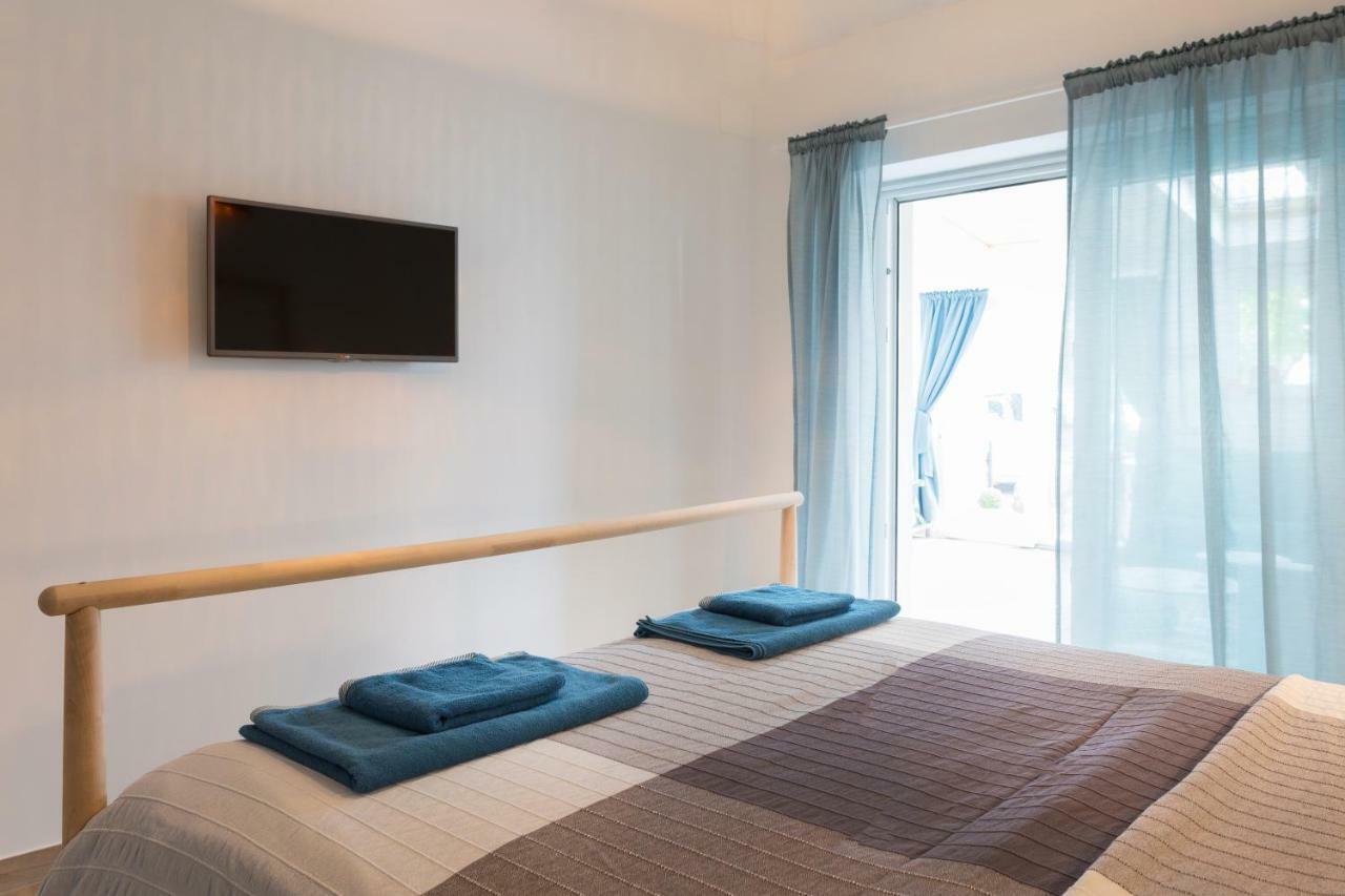 Apartments Nika Crikvenica Luaran gambar