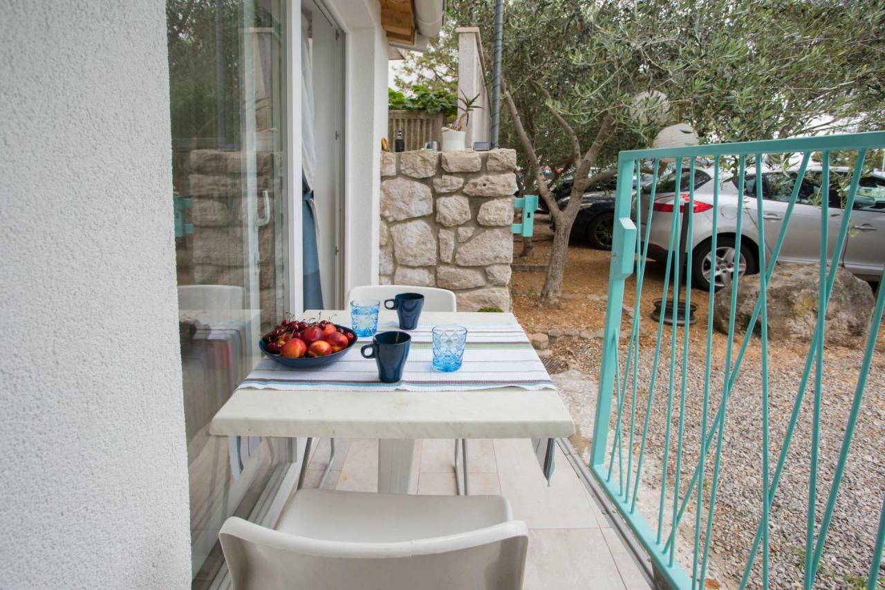 Apartments Nika Crikvenica Luaran gambar