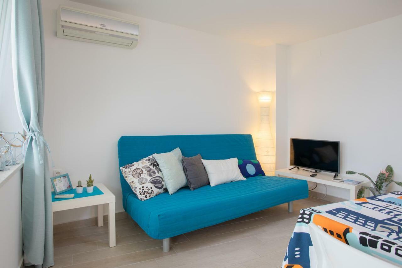 Apartments Nika Crikvenica Luaran gambar