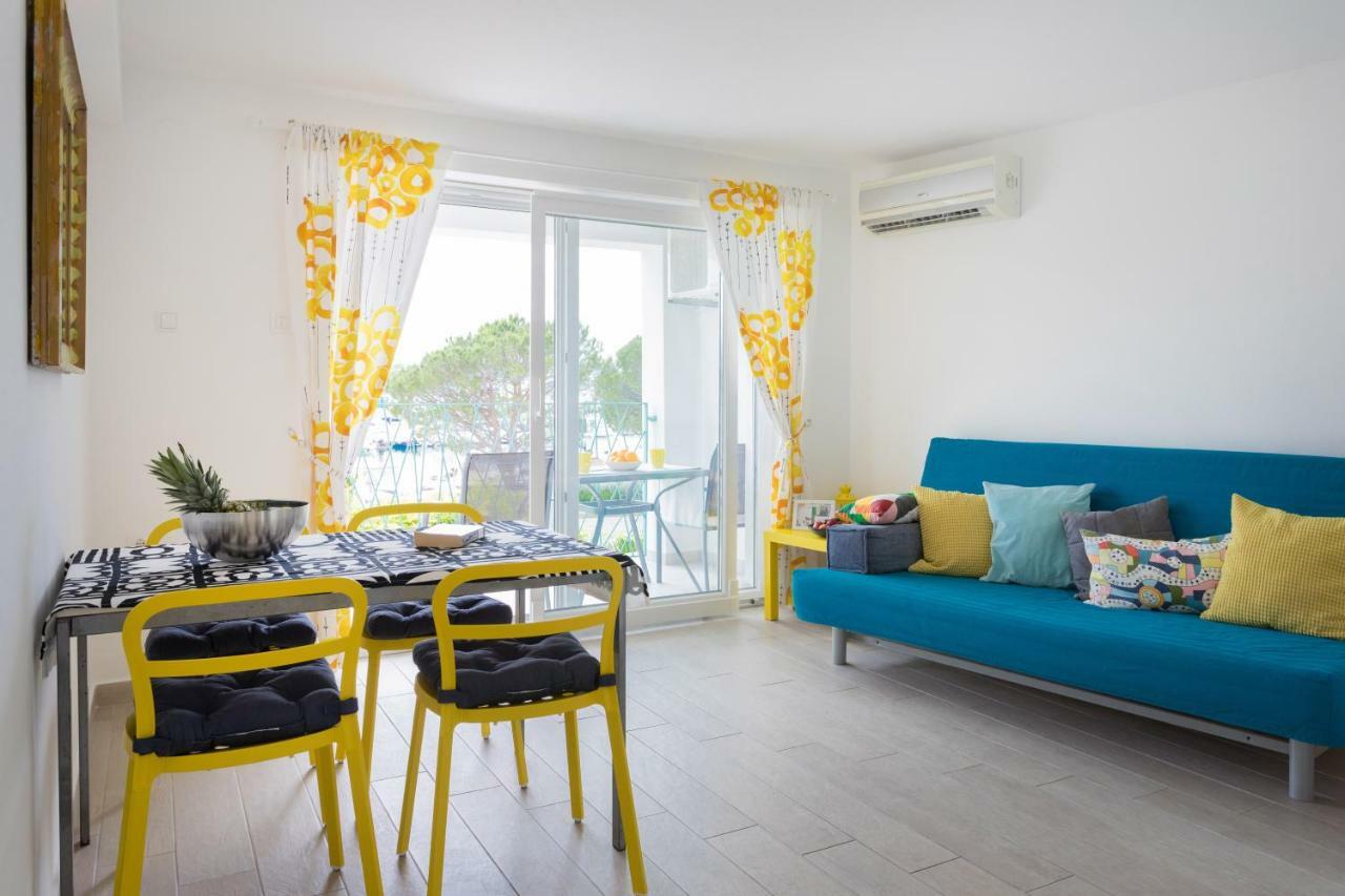Apartments Nika Crikvenica Luaran gambar