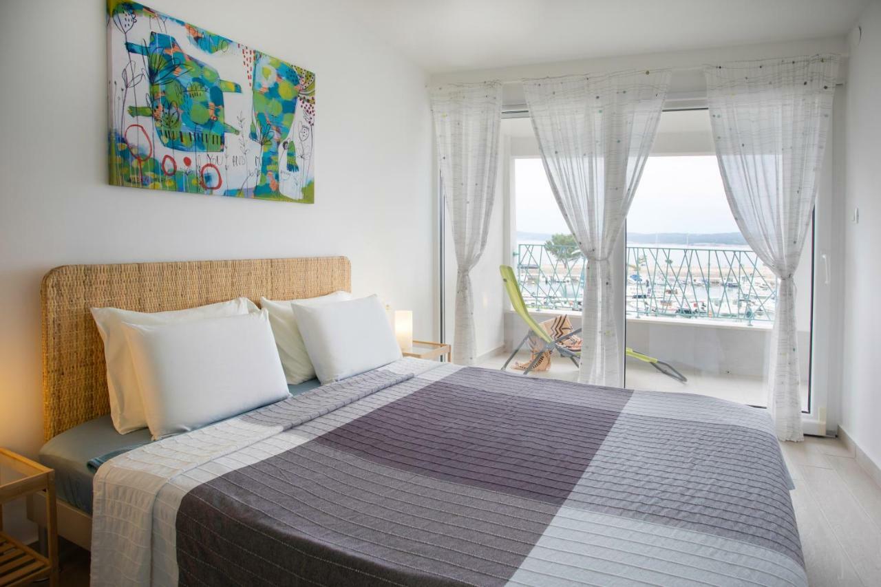Apartments Nika Crikvenica Luaran gambar