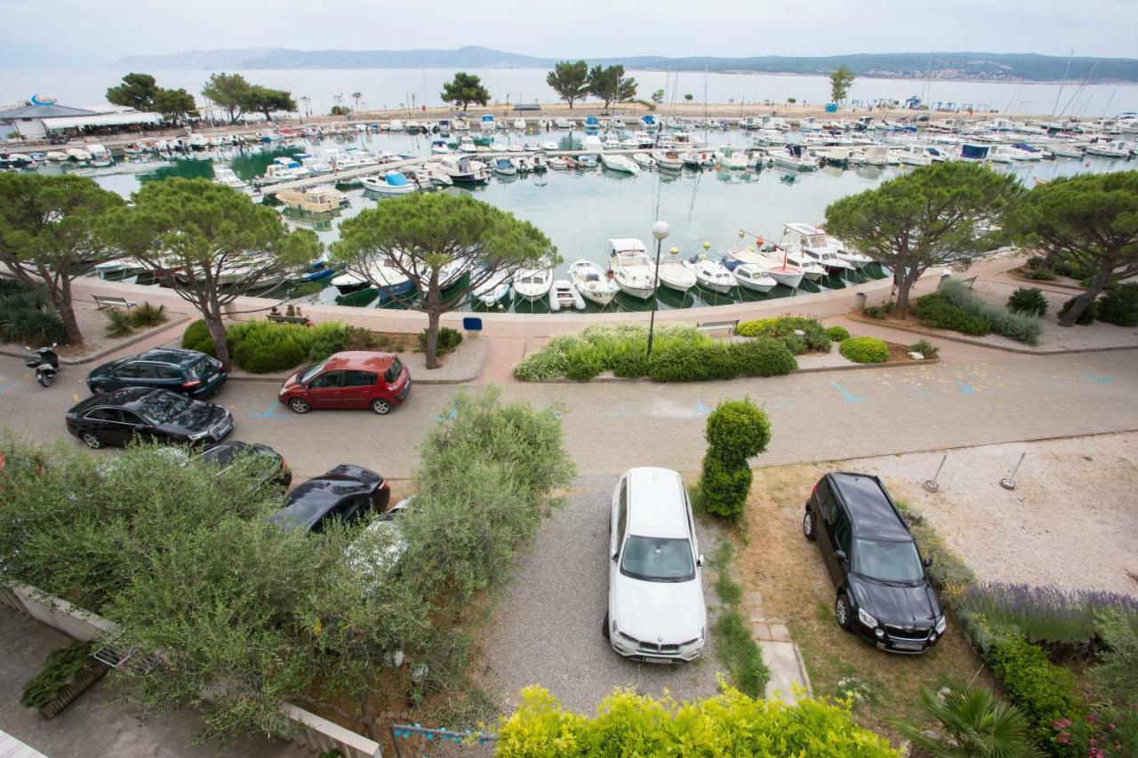 Apartments Nika Crikvenica Luaran gambar